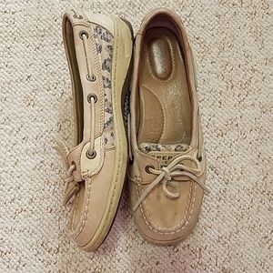 Sperry 7.5 shoes